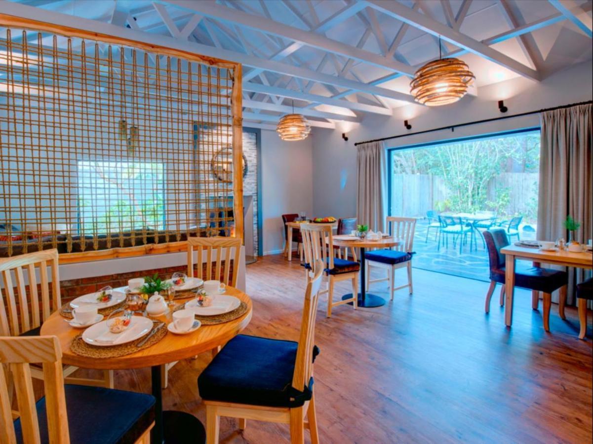 Amour Guest House Джордж Екстериор снимка