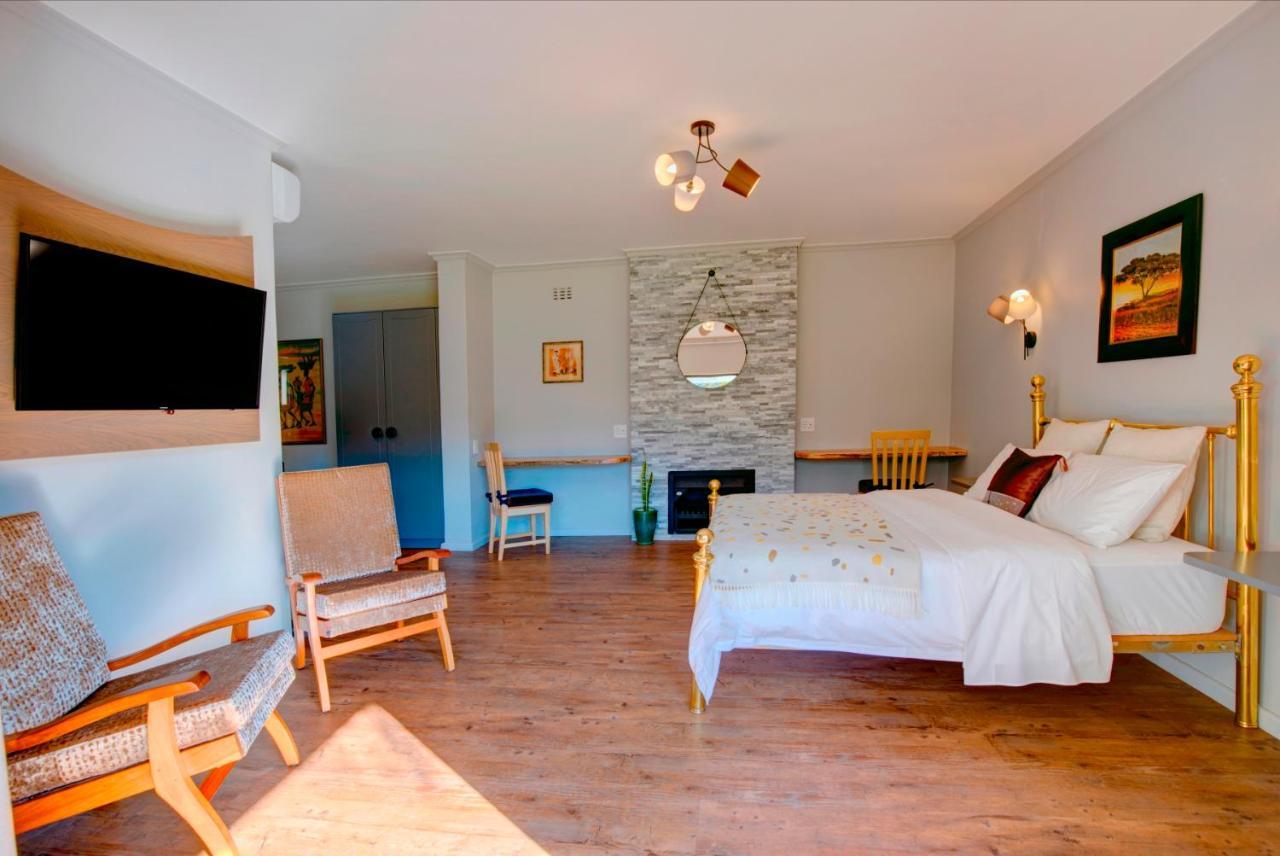 Amour Guest House Джордж Екстериор снимка