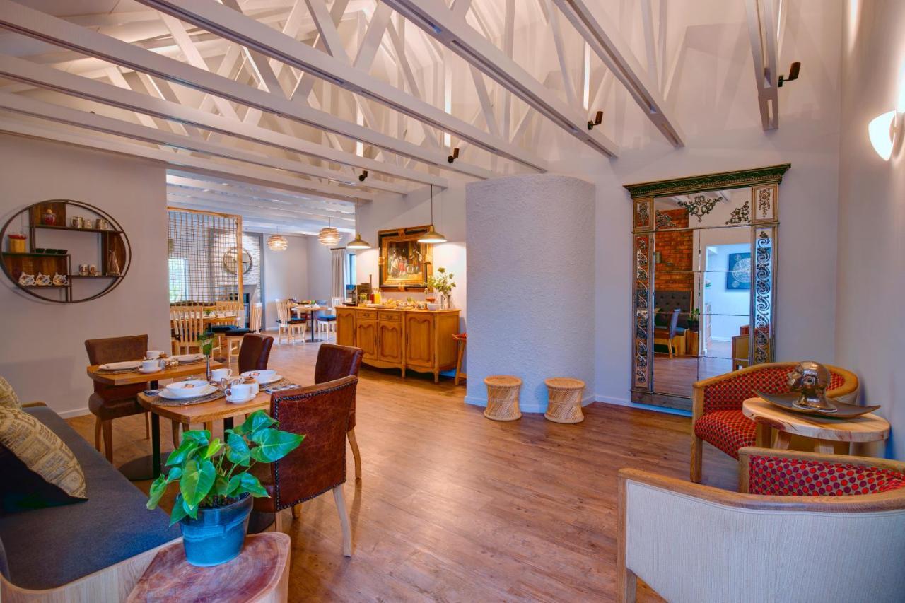 Amour Guest House Джордж Екстериор снимка
