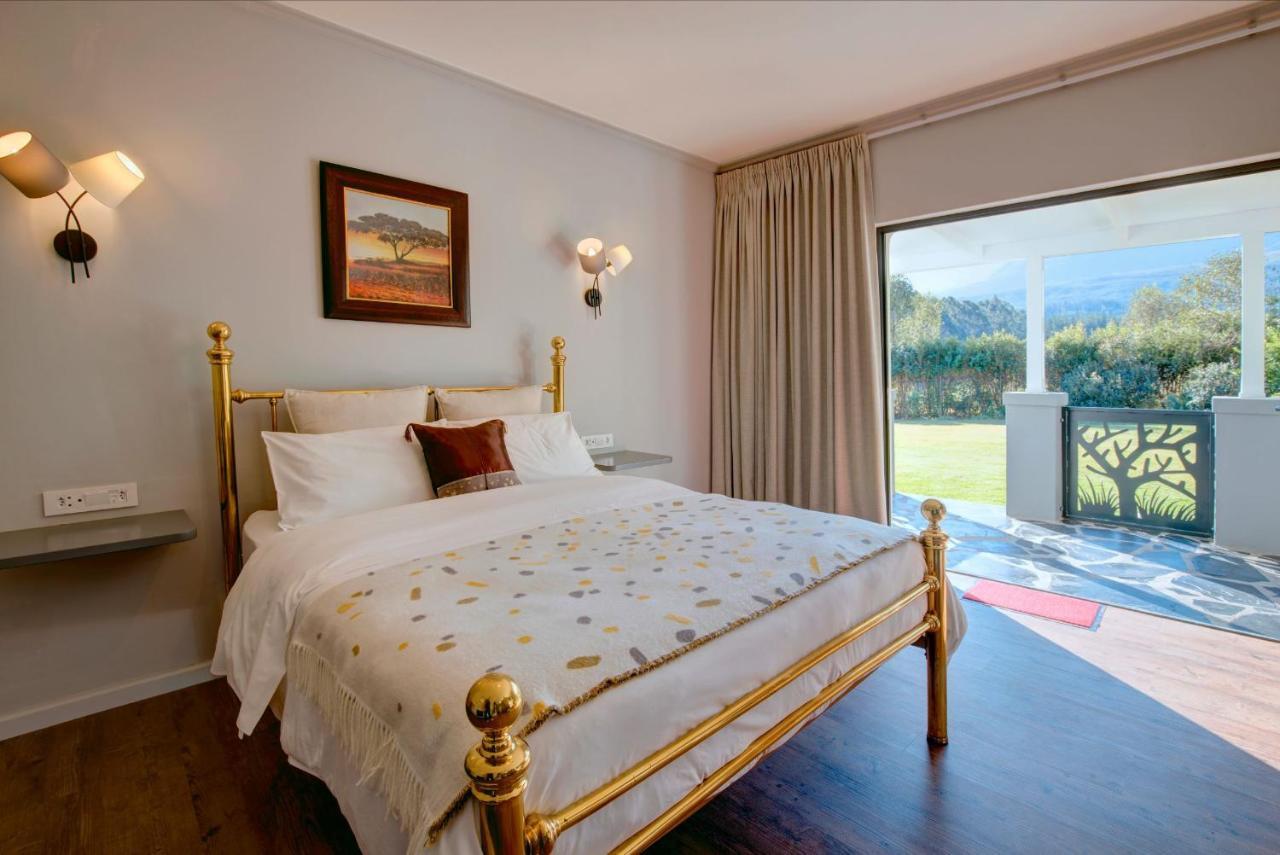 Amour Guest House Джордж Екстериор снимка